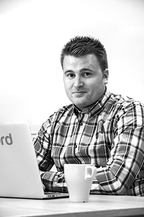 Jonny Elofsson - CEO & Co-founder